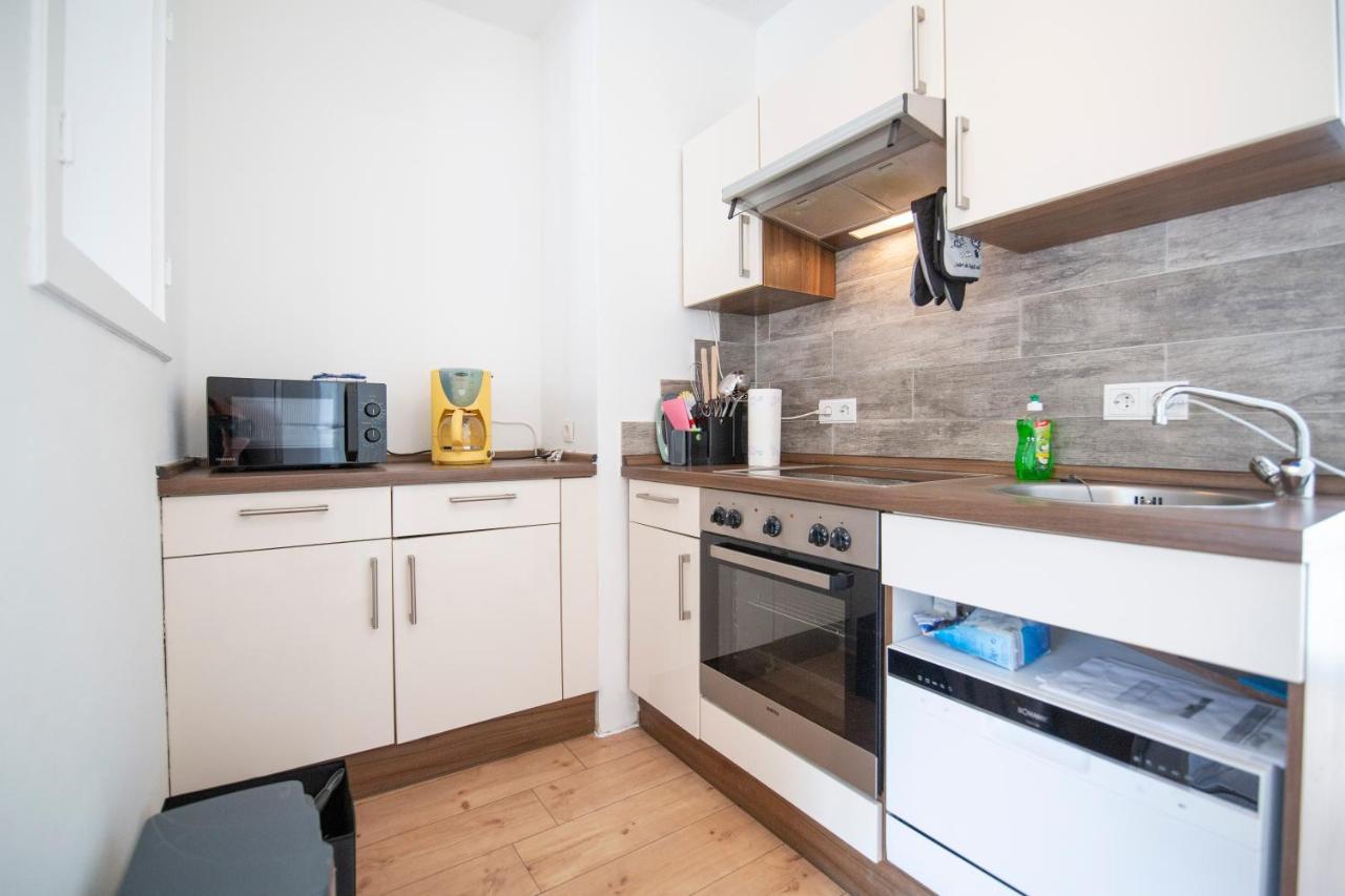 קלוטן Apartment Mit Kleinem Innenhof Im Erdgeschoss Fuer Bis Zu 4 Personen מראה חיצוני תמונה