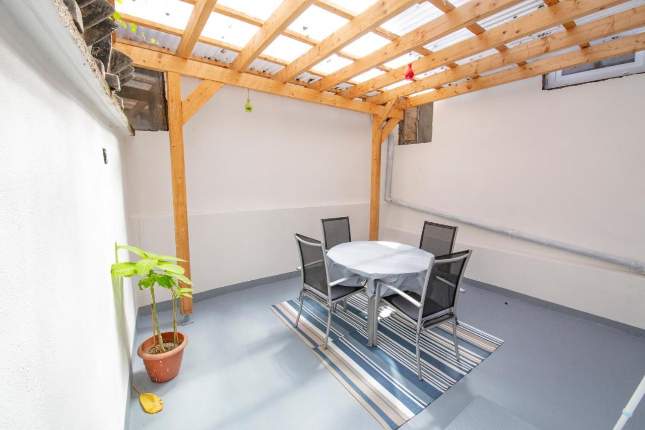 קלוטן Apartment Mit Kleinem Innenhof Im Erdgeschoss Fuer Bis Zu 4 Personen מראה חיצוני תמונה